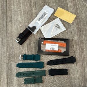 Bundle of watch straps